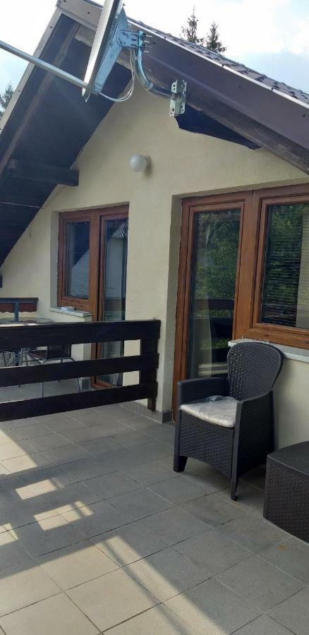 Guesthouse Marton Езерца Экстерьер фото